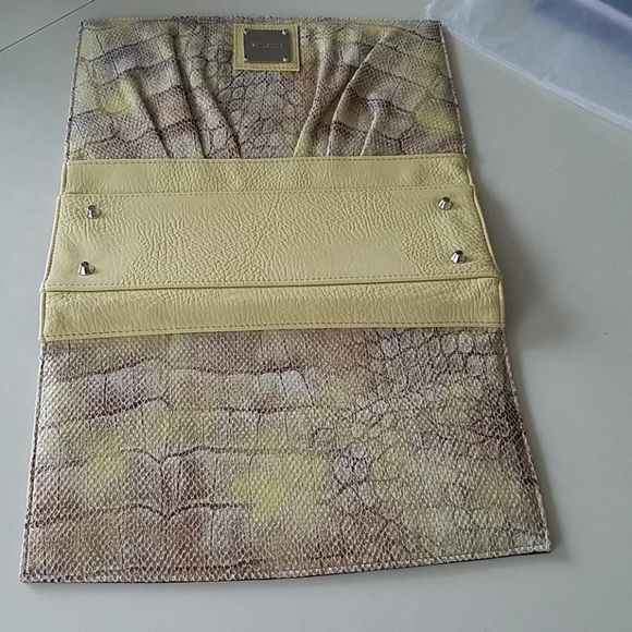 Miche Classic Shell - Picture 2 of 4